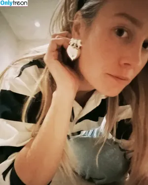 Brie Larson / brielarson nude photo #1855