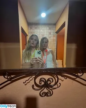 Brie Larson / brielarson nude photo #1868