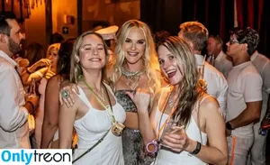 Brie Larson / brielarson nude photo #1903