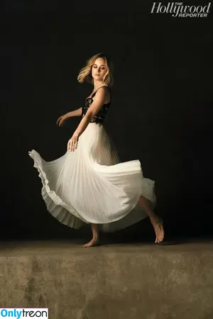 Brie Larson / brielarson nude photo #1920