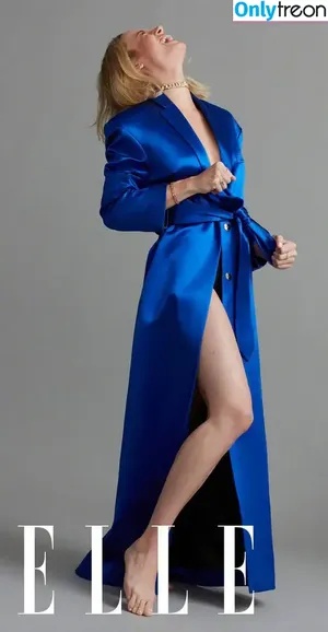 Brie Larson / brielarson nude photo #1922