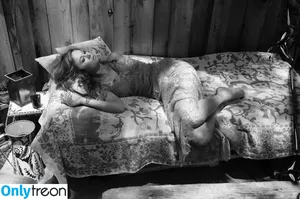 Brie Larson / brielarson nude photo #1945