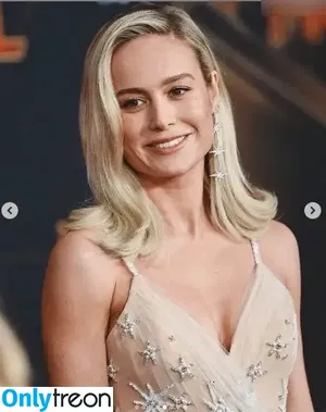 Brie Larson / brielarson фото голая #1986