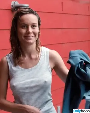 Brie Larson / brielarson фото голая #1996