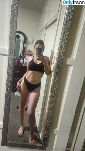 brie_love01 / bree.loves01 nude photo #0036