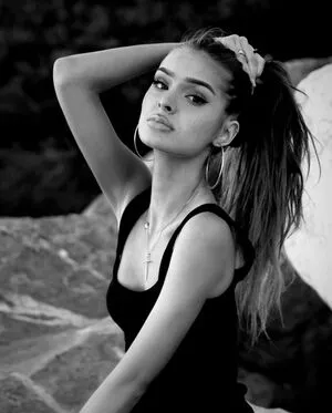 Brighton Sharbino / brightonsharbino nude photo #0152