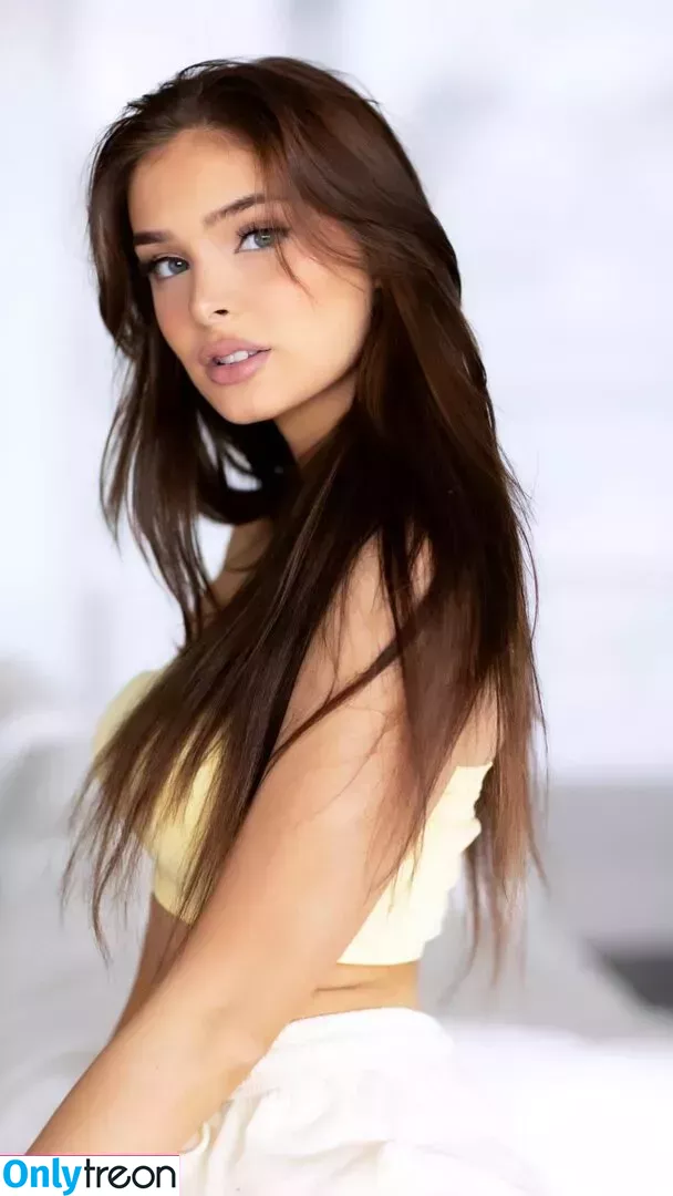 Brighton Sharbino nude photo #0139 (brightonsharbino)