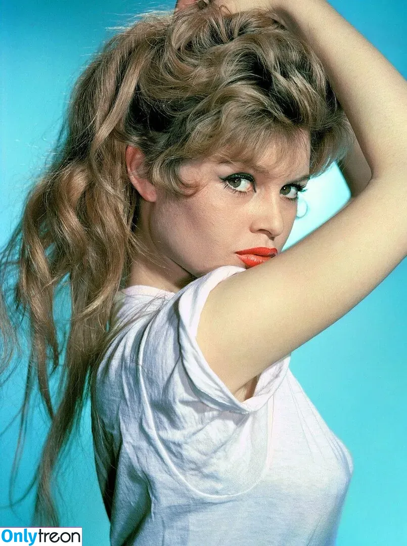 Brigitte Bardot голая photo #0081 (brigittebardotbb)