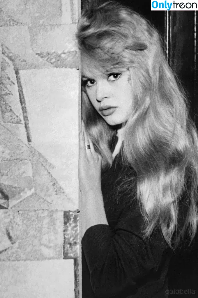 Brigitte Bardot голая photo #0127 (brigittebardotbb)