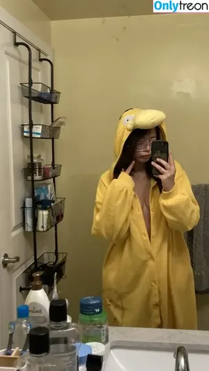 Brigoose nude photo #0007