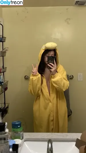 Brigoose nude photo #0008