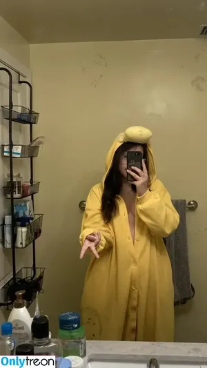 Brigoose nude photo #0011