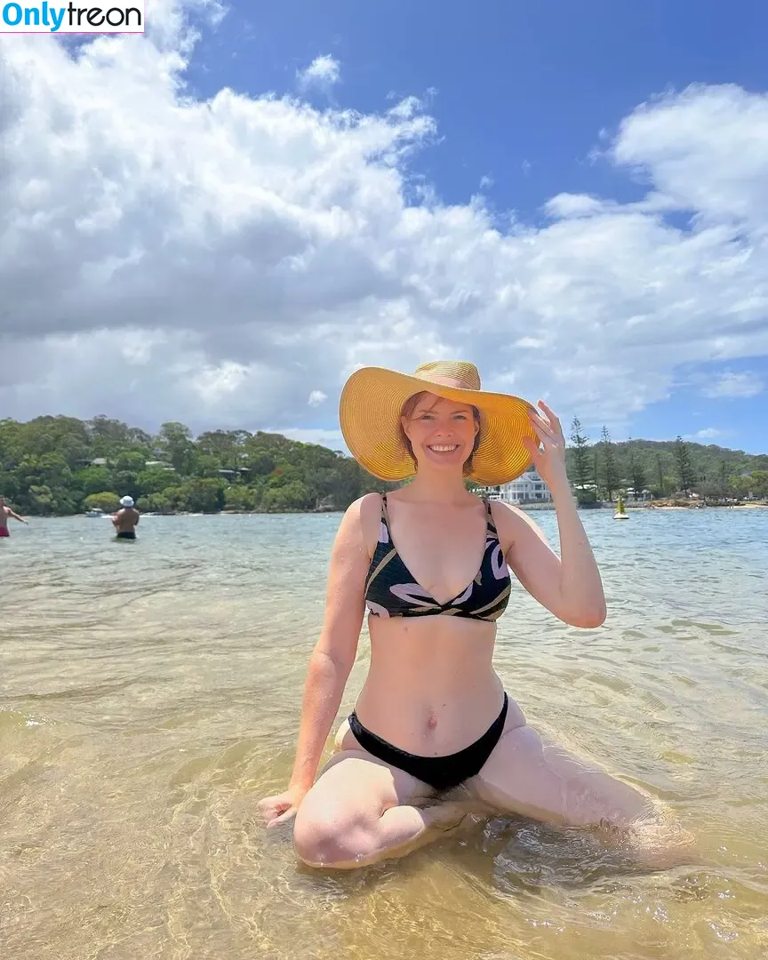 Brijadesnow nude photo #0003 (Brijadesnow)