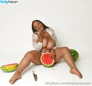 brijasplayroom / briicosplays nude photo #0032