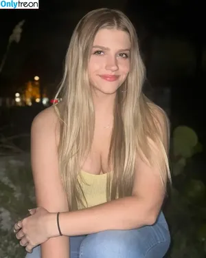 brimfmaree / thebrimaree nude photo #0001