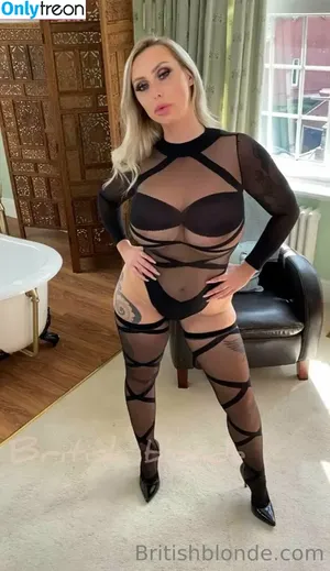 britishblonde / Ellie Jenkins nude photo #0151