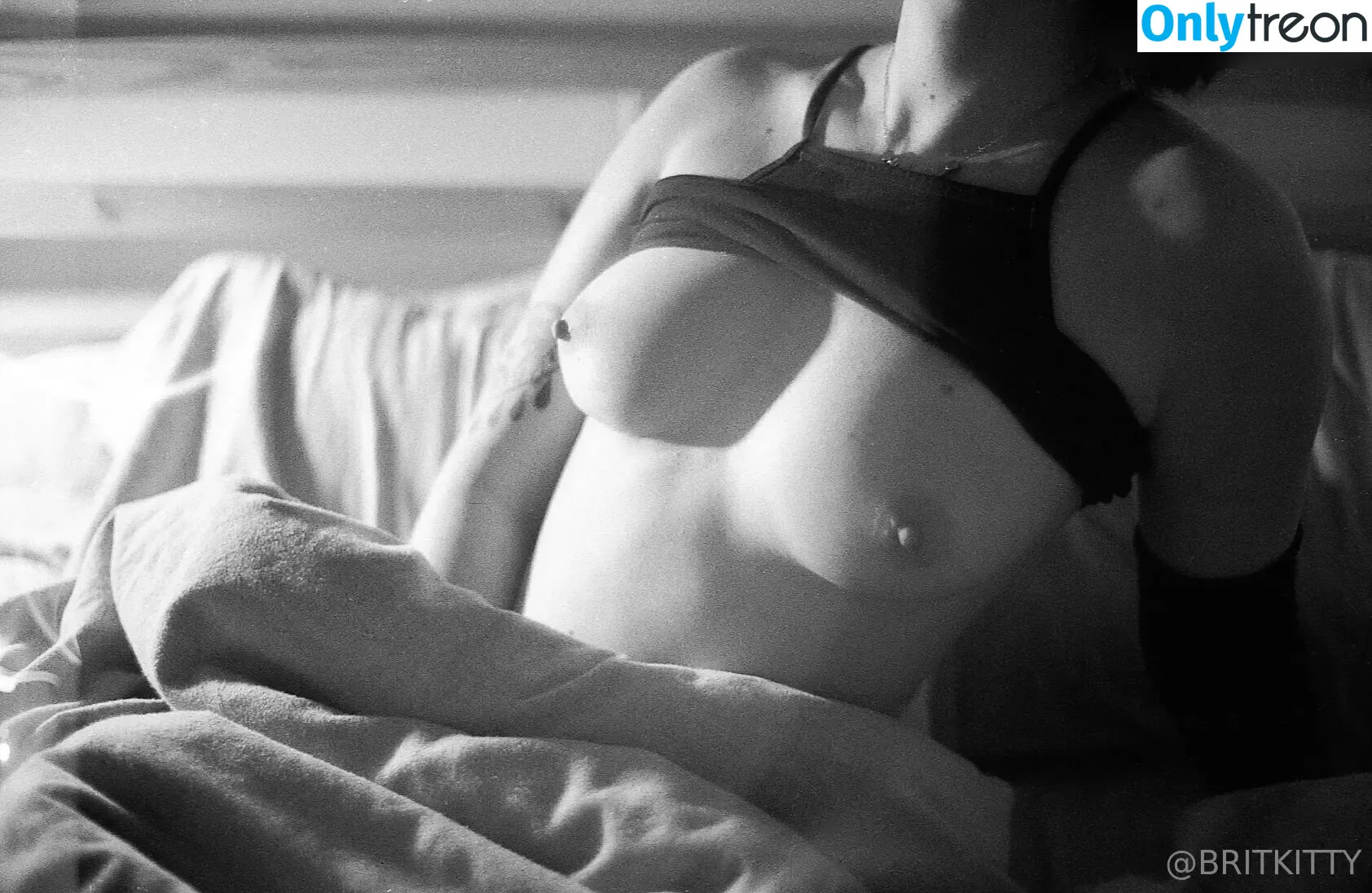 Britkitty nude photo #0508 (Britkitty)