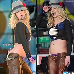 Britney Spears / britneyspears / xoxobritneyj nude photo #3474
