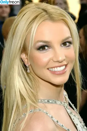 Britney Spears / britneyspears / xoxobritneyj nude photo #3535