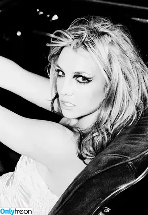 Britney Spears / britneyspears / xoxobritneyj nude photo #4460