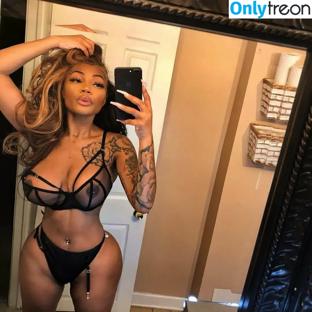 Brittany Kayek nude photo #0016 (bkellykaye / brittany kelly / brittkayek001 / ohh_kayeeee)