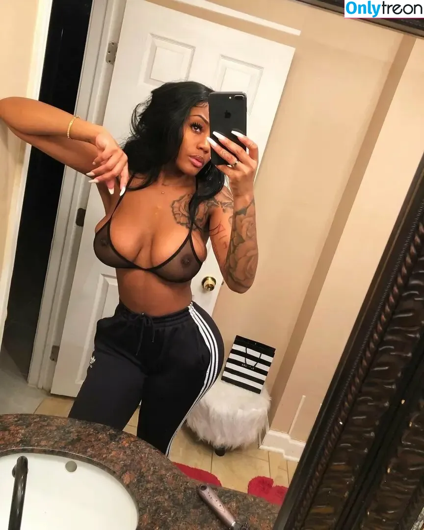 Brittany Kayek nude photo #0028 (bkellykaye / brittany kelly / brittkayek001 / ohh_kayeeee)
