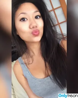 Brittany Ngo / brittanyng0 nude photo #0011