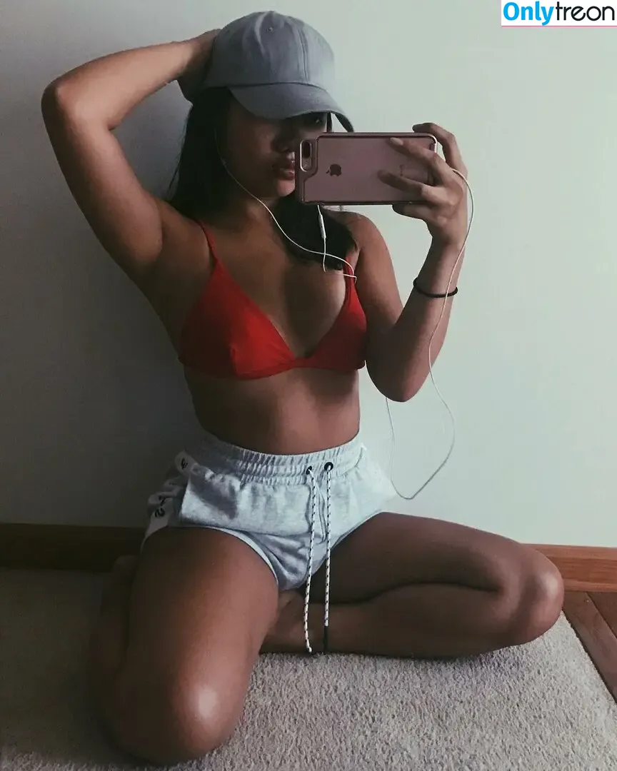 Brittany Ngo голая photo #0016 (brittanyng0)
