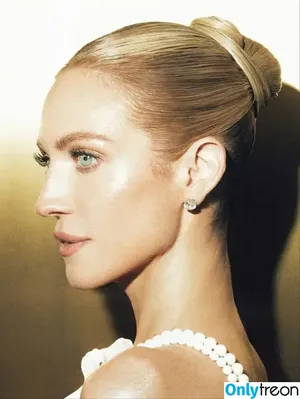 Brittany Snow / brittanysnow фото голая #0251