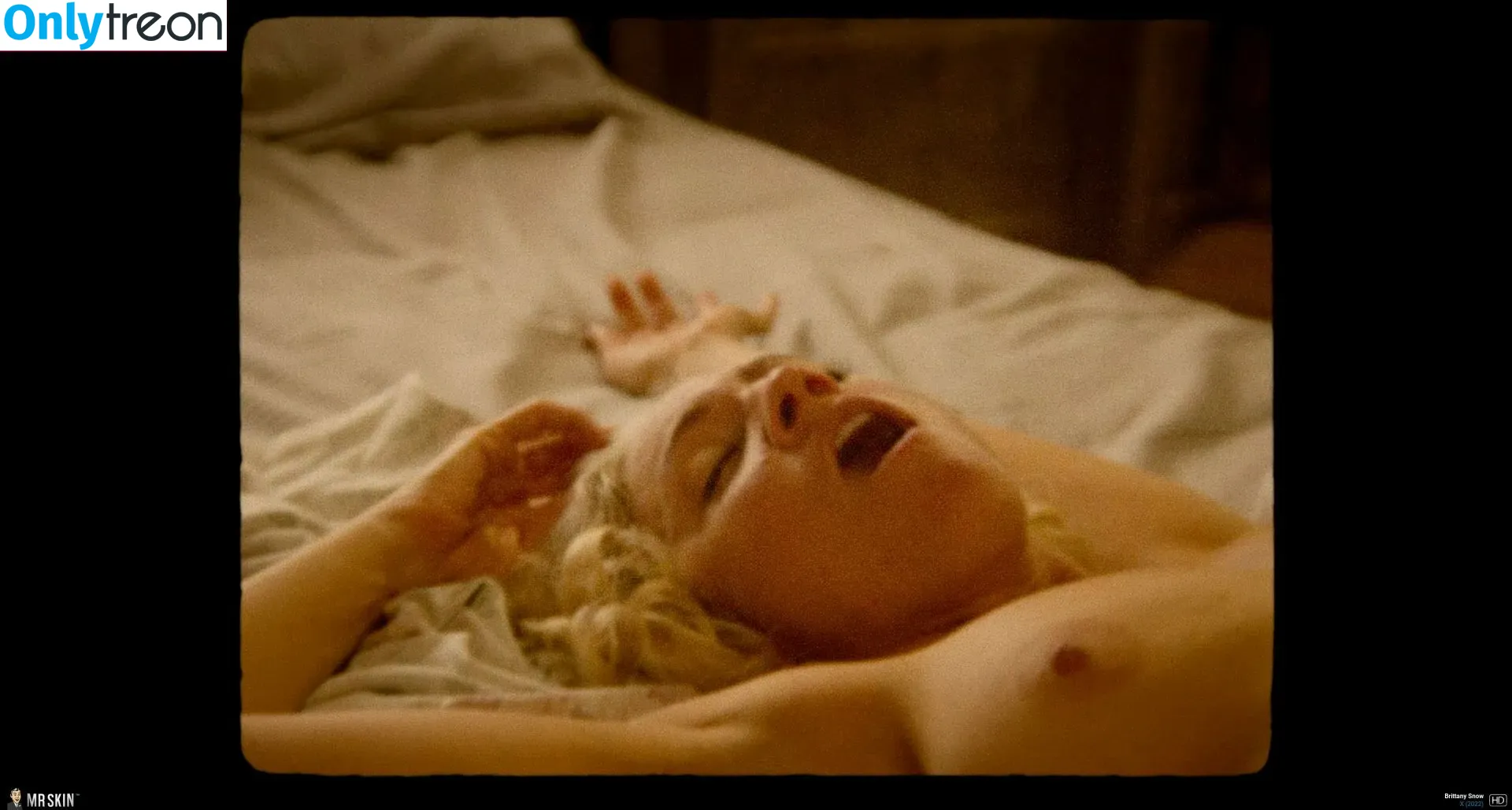 Brittany Snow nude photo #0002 (brittanysnow / montanamama)