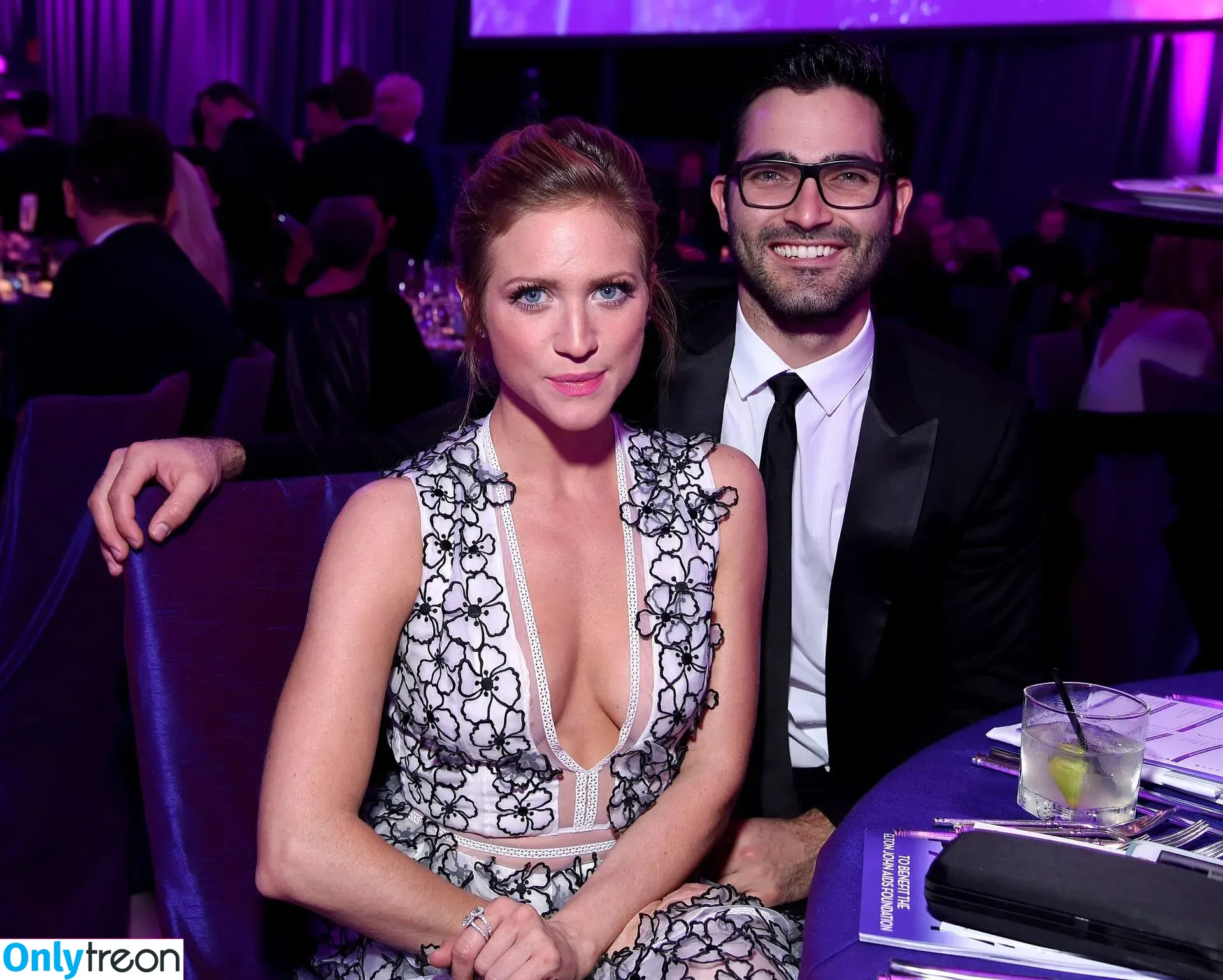 Brittany Snow голая photo #0082 (brittanysnow / montanamama)