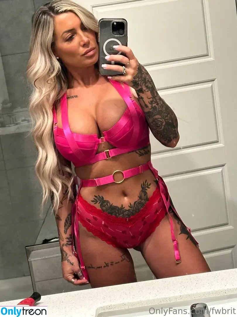 Brittany Tareco nude photo #0014 (brittanytareco)
