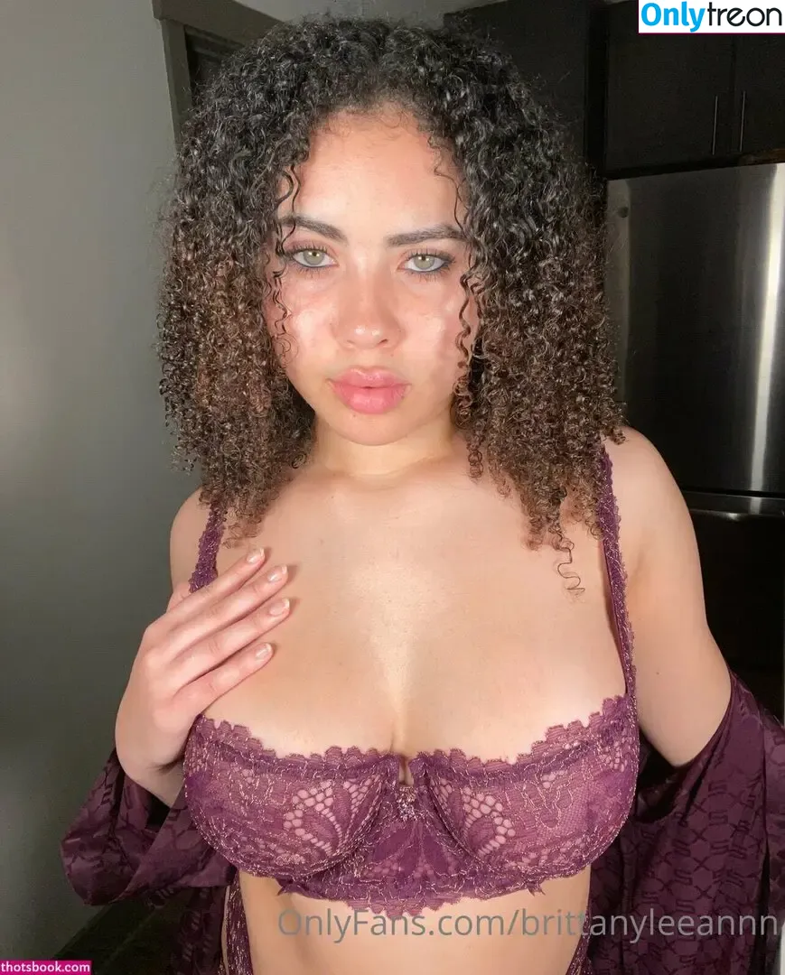 brittanyleeannn nude photo #0010 (brittany.leeannn)