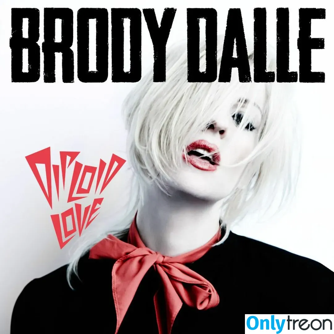 Brody Dalle голая photo #0002 (nerdjuice79)