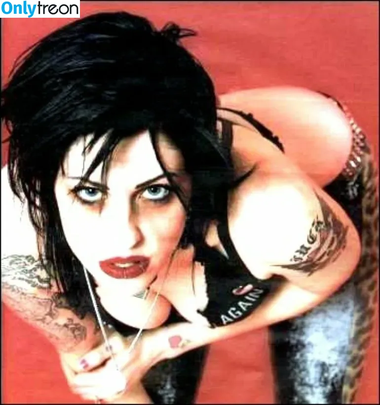 Brody Dalle nude photo #0020 (nerdjuice79)