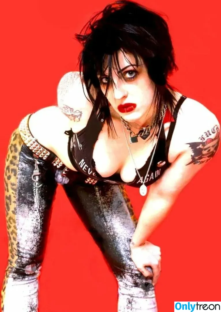 Brody Dalle nude photo #0022 (nerdjuice79)