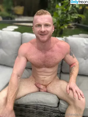 brody.foxxx / followyomama nude photo #0065