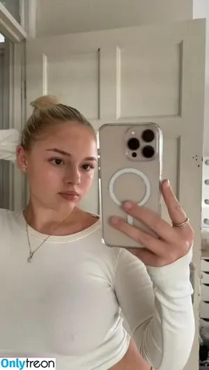 Brooke Marsden, beautybrooke123 leaked nudes