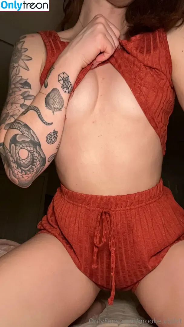 Brooke.violet nude photo #0128 (brooke__bby / brookeviol3t)