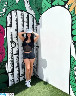 Brookekemeni nude photo #0007