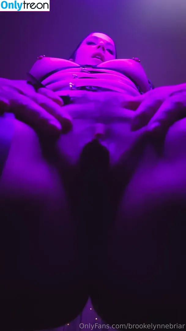 brookelynnebriar nude photo #0013 (missbrooke_lyn)
