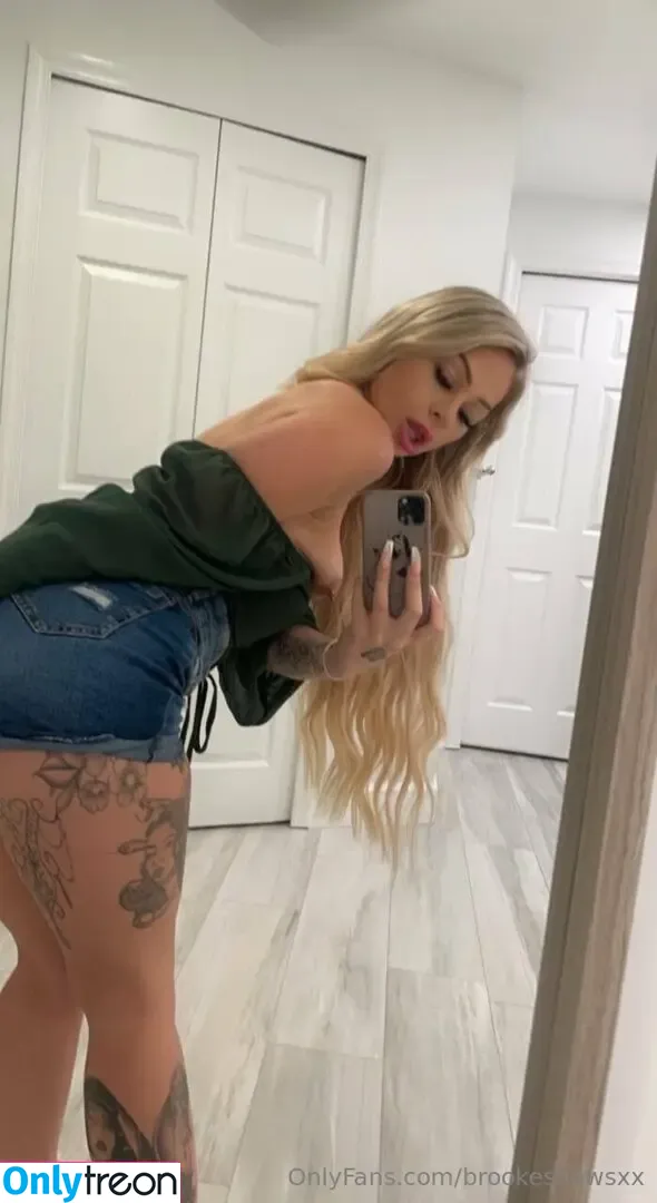 brookeshowsxx nude photo #4733 (brookeshowsxx)