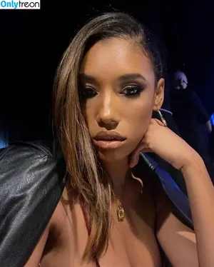 Brookliyn Wren / UFC Ring Girl / brookliyn_wren / helloBROOKLIYN фото голая #0351