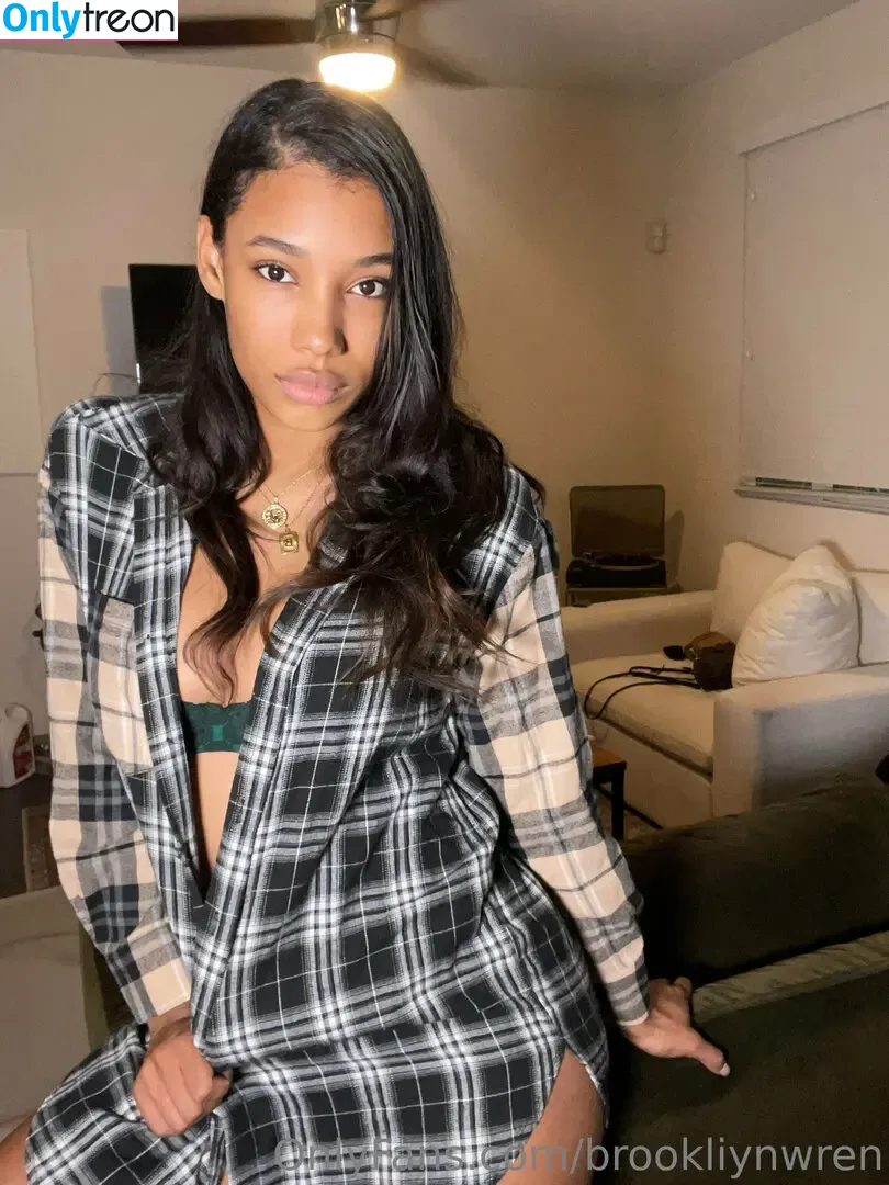 Brookliyn Wren голая photo #0101 (UFC Ring Girl / brookliyn_wren / helloBROOKLIYN)
