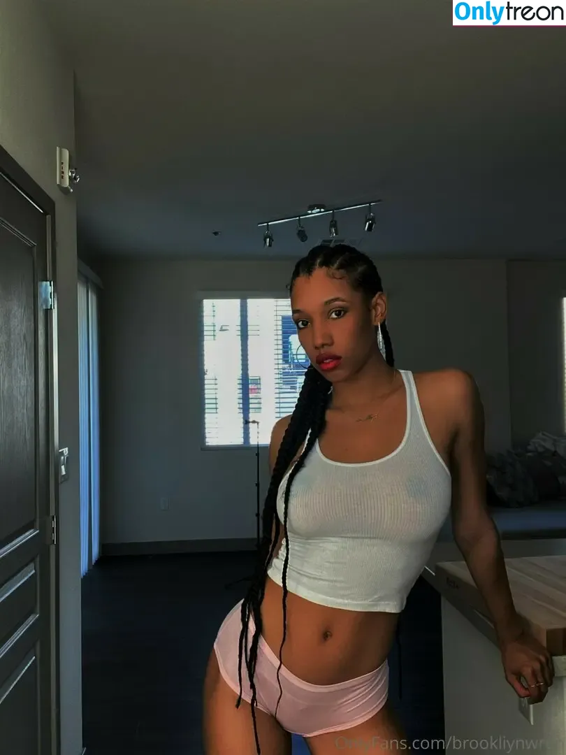Brookliyn Wren голая photo #0214 (UFC Ring Girl / brookliyn_wren / helloBROOKLIYN)