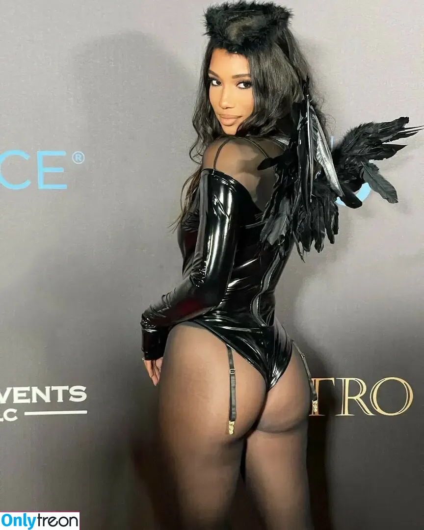 Brookliyn Wren nude photo #0217 (UFC Ring Girl / brookliyn_wren / helloBROOKLIYN)