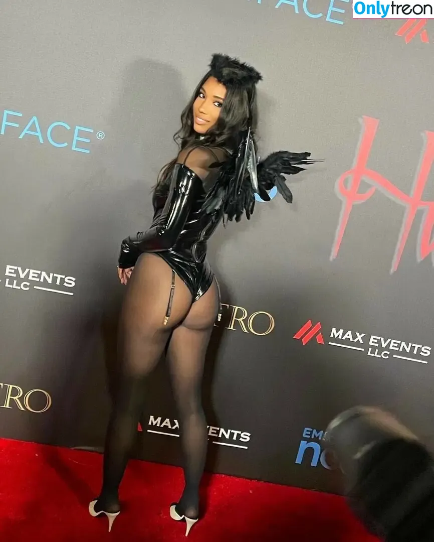 Brookliyn Wren голая photo #0218 (UFC Ring Girl / brookliyn_wren / helloBROOKLIYN)