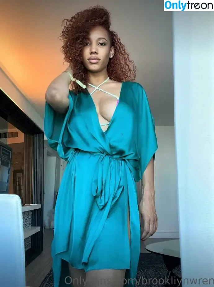 Brookliyn Wren nude photo #0220 (UFC Ring Girl / brookliyn_wren / helloBROOKLIYN)
