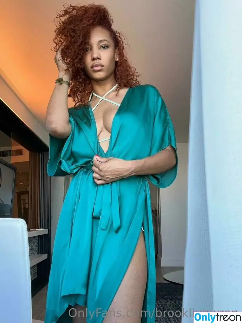 Brookliyn Wren nude photo #0224 (UFC Ring Girl / brookliyn_wren / helloBROOKLIYN)