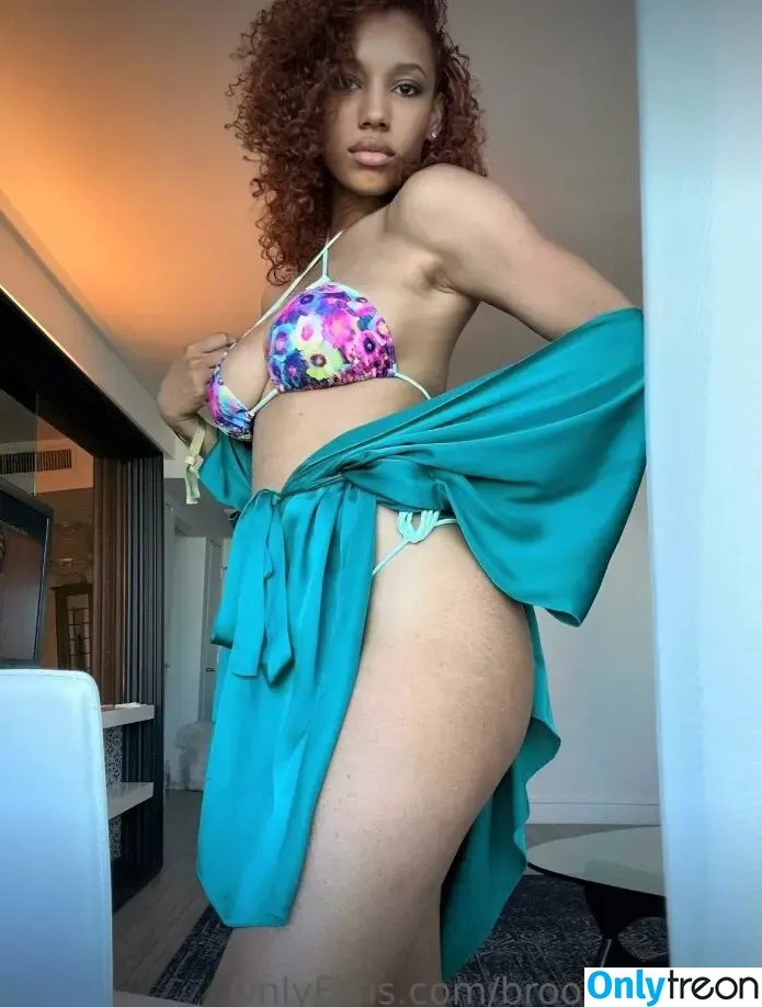 Brookliyn Wren nude photo #0264 (UFC Ring Girl / brookliyn_wren / helloBROOKLIYN)